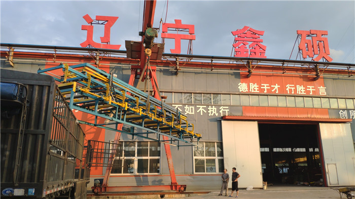 双腿中间被吸到发软的感觉