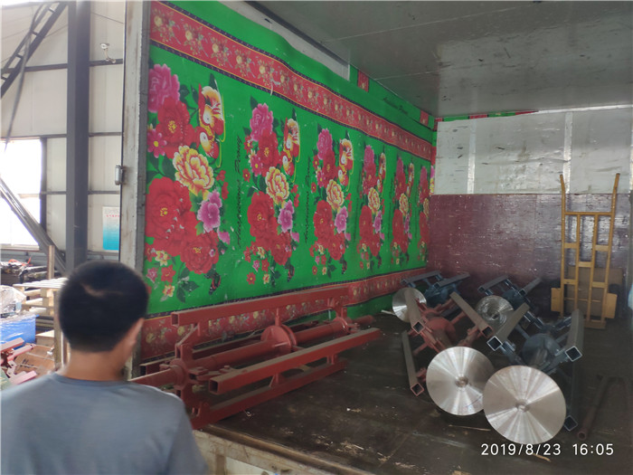 双腿中间被吸到发软的感觉