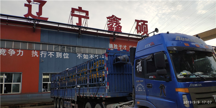 双腿中间被吸到发软的感觉