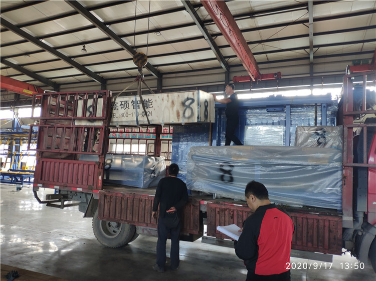 双腿中间被吸到发软的感觉