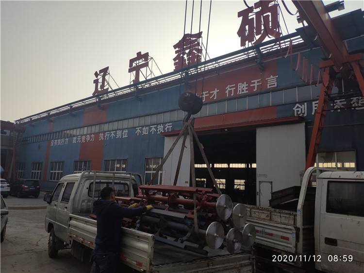 双腿中间被吸到发软的感觉